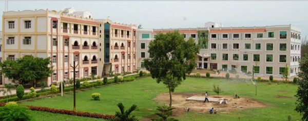 Bonam Venkata Chalamayya Engineering College Courses & Fees 2022